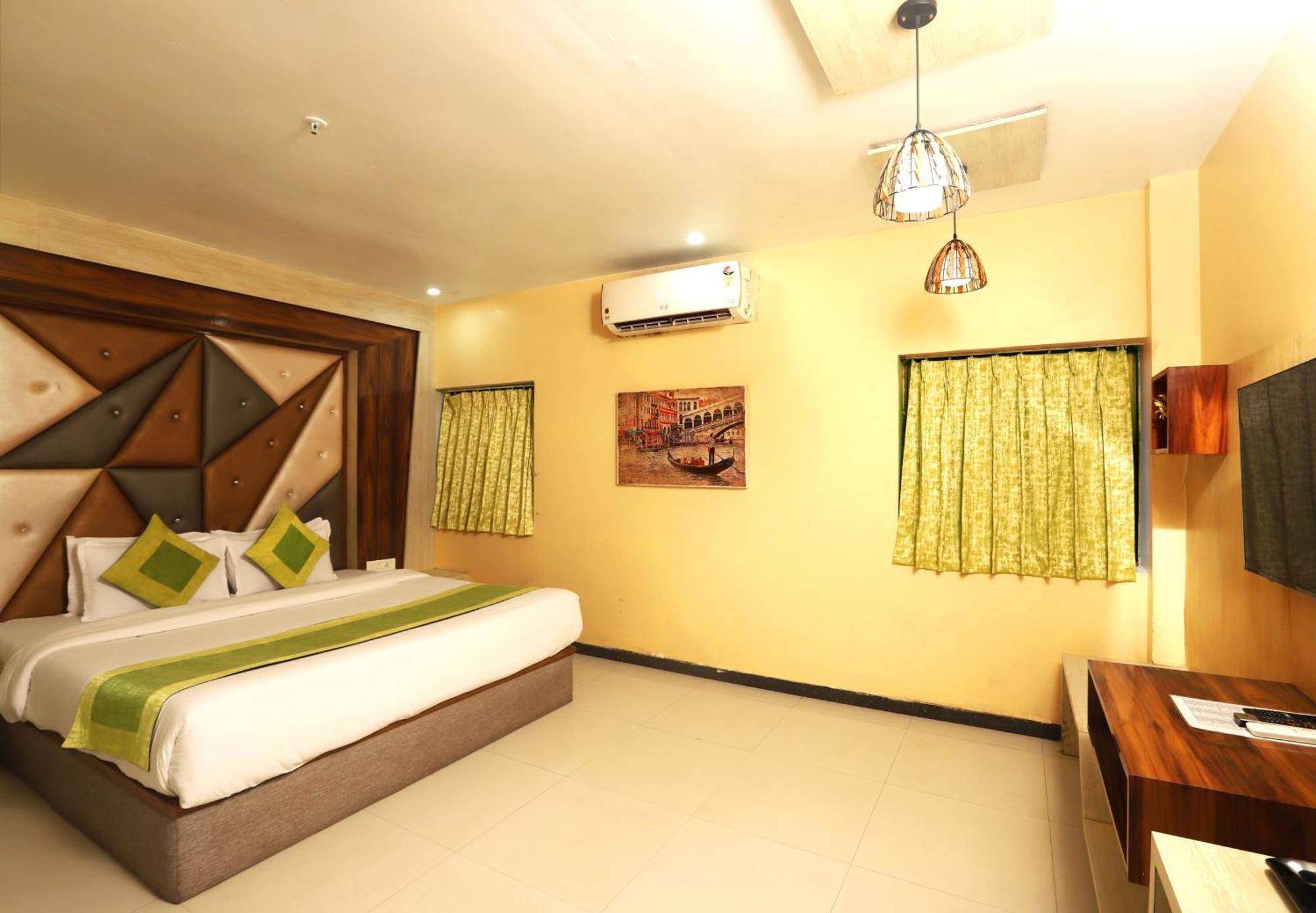Hotel Elite Continental- Near Mumbai International Airport Andheri East Exterior photo