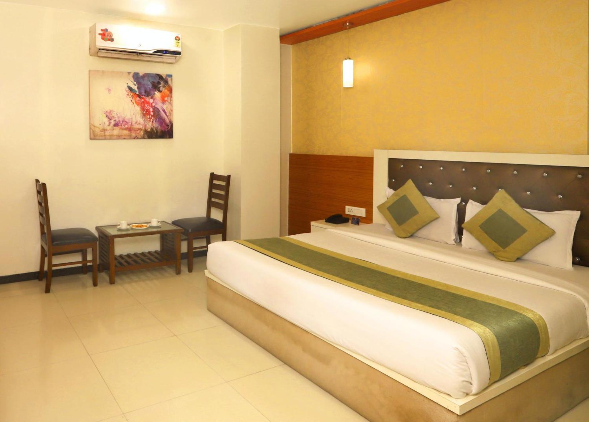 Hotel Elite Continental- Near Mumbai International Airport Andheri East Exterior photo